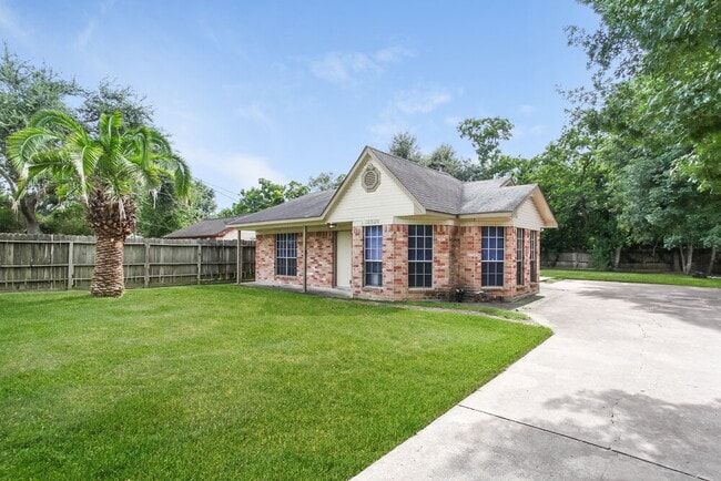 property at 12526 Zavalla St