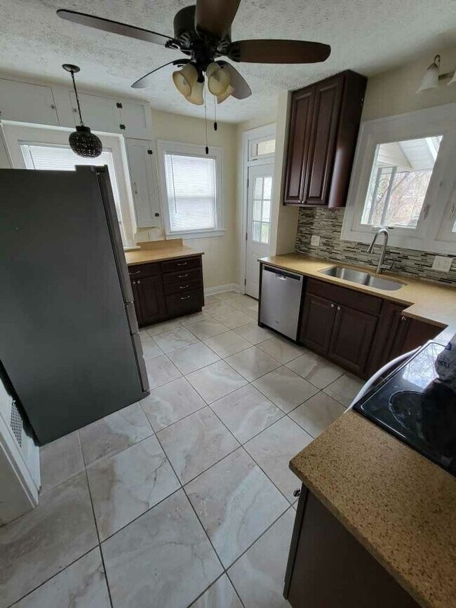 29 E Kelso Rd in Columbus, OH - Building Photo - Building Photo