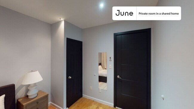 Room in Shared 4 bed/2 bath home in New York, NY - Foto de edificio - Building Photo