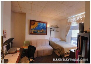 405 Beacon St in Boston, MA - Building Photo - Building Photo