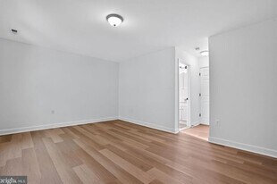 1103 Montgomery St in Laurel, MD - Building Photo