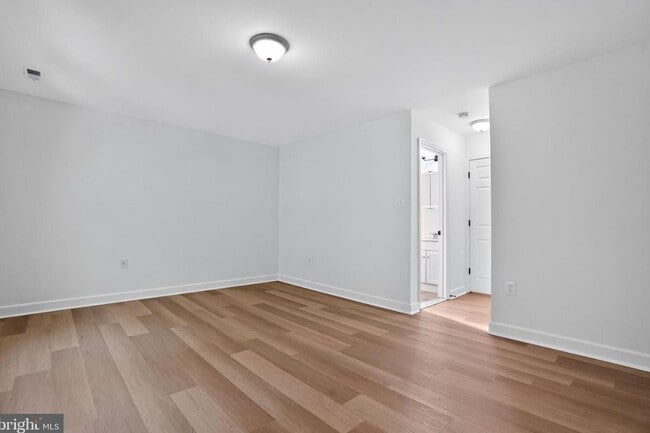 property at 1103 Montgomery St