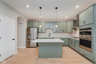 15099 Covebrook Ln in Fishers, IN - Building Photo - Building Photo