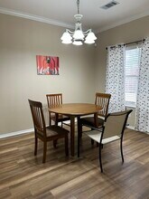 3226 Whittle Way in Midland, TX - Foto de edificio - Building Photo