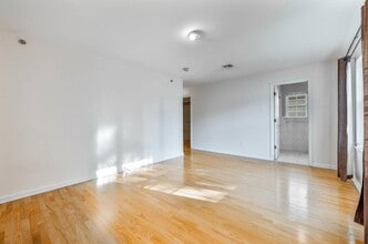 21-23 Norfolk Street Unit 2 in Newark, NJ - Building Photo - Building Photo