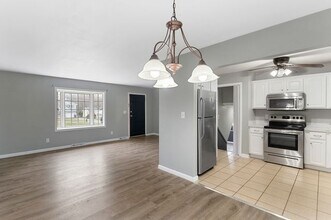 3946 New Rd in Youngstown, OH - Building Photo - Building Photo