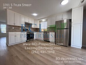 3701 S Tyler St in Tacoma, WA - Building Photo - Building Photo