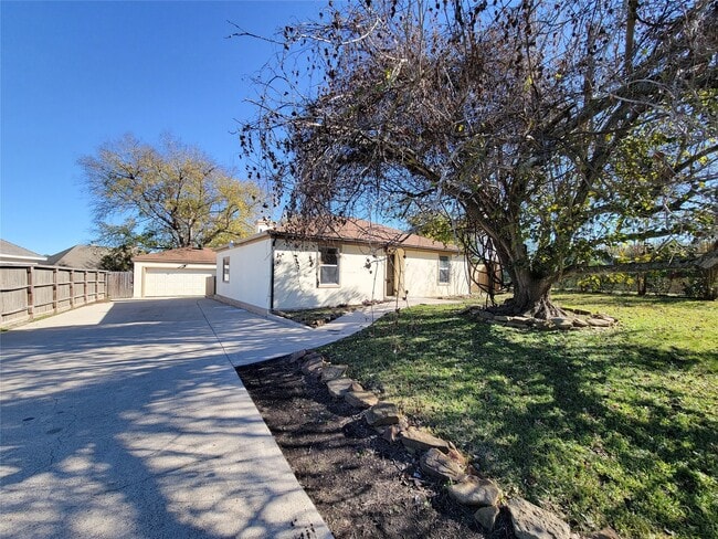 property at 12510 Ridgecrest Dr
