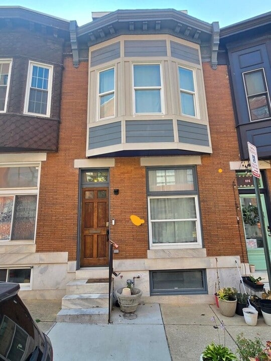 100 S Ellwood Ave in Baltimore, MD - Building Photo