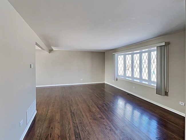 910 Elsie Dr in Melrose Park, IL - Building Photo - Building Photo