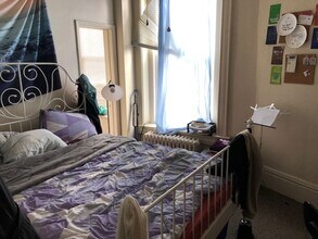 5213 Fifth Ave in Pittsburgh, PA - Foto de edificio - Building Photo