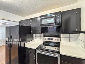 922 Wesley Dr in Hixson, TN - Building Photo - Building Photo