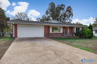 4315 Horace Dr NW in Huntsville, AL - Building Photo - Building Photo