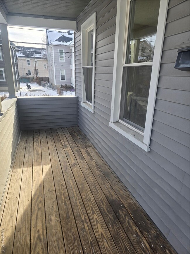 30 S White St in Poughkeepsie, NY - Building Photo - Building Photo