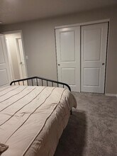 600 Van Wy in Grandview, WA - Building Photo - Building Photo