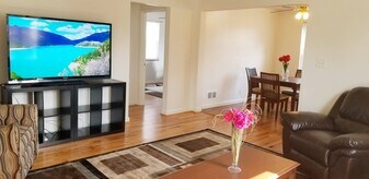 7710 Plainfield Rd, Unit #2 in Cincinnati, OH - Building Photo