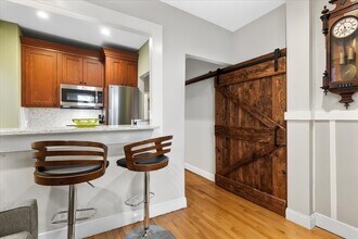 80 W Cedar St in Boston, MA - Building Photo - Building Photo