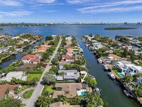 1912 NE 119th Rd in North Miami, FL - Building Photo - Building Photo