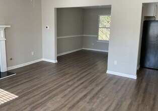 3554 Cherry Bloom Way in Decatur, GA - Foto de edificio - Building Photo