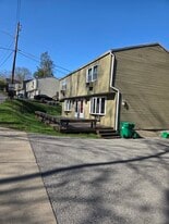 496 Mercer Rd in Butler, PA - Building Photo