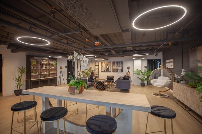 The Arden in Los Angeles, CA - Building Photo - Building Photo