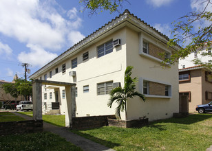 106 Zamora Ave in Miami, FL - Building Photo - Building Photo