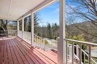 15 Moriah Ln in Asheville, NC - Building Photo - Building Photo