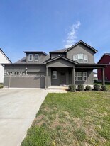 817 Marksman Ct in Clarksville, TN - Building Photo