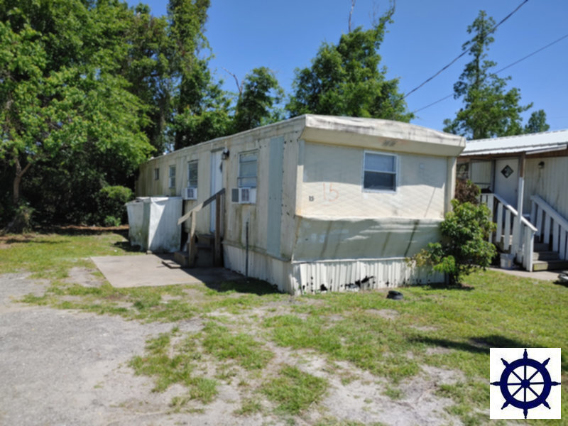 5115 E 14th St in Panama City, FL - Foto de edificio