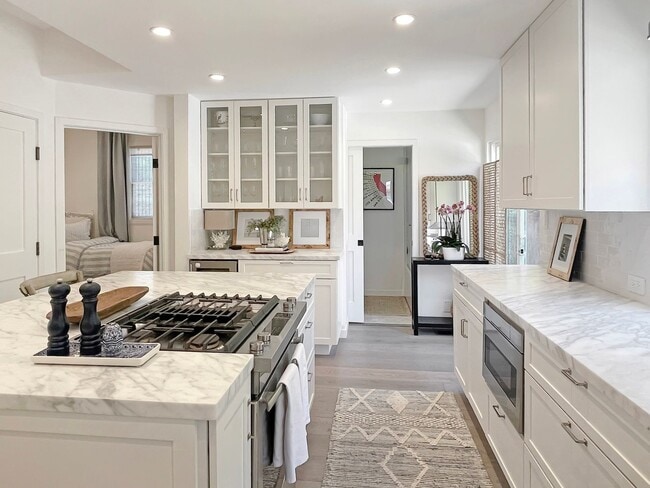 424 Locust St in Sausalito, CA - Building Photo - Building Photo