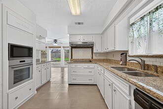 21422 Park Willow Dr in Katy, TX - Building Photo - Building Photo