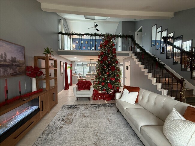 12822 Skyknoll Ln in Houston, TX - Building Photo - Building Photo