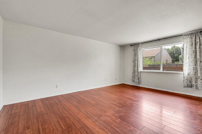 5307 S Valdai St in Aurora, CO - Building Photo - Building Photo