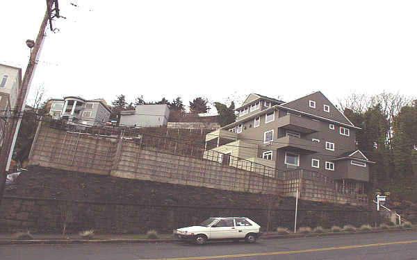 1640 SW Montgomery St in Portland, OR - Foto de edificio - Building Photo