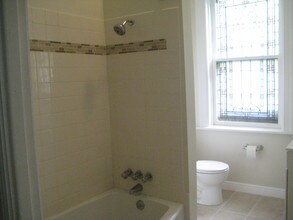 20 Carrick Ave, Unit 2 in Pittsburgh, PA - Building Photo - Building Photo