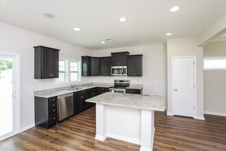 10 Brake Ct in Elgin, SC - Building Photo - Building Photo