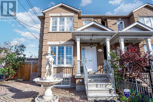 property at 641 Caledonia Rd