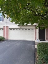 3471 Bradbury Cir in Aurora, IL - Building Photo