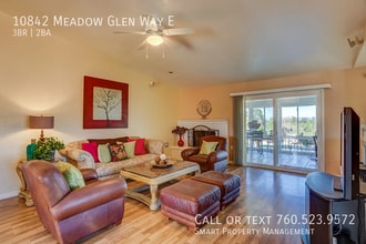 10842 Meadow Glen Way E in Escondido, CA - Building Photo - Building Photo