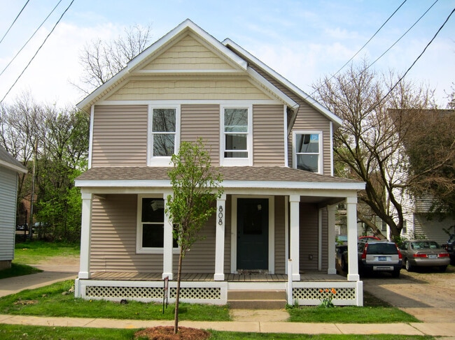 808 Greene St in Ann Arbor, MI - Building Photo - Building Photo