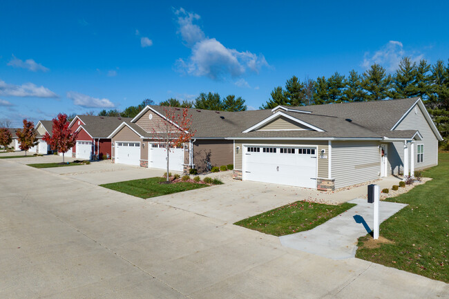 Redwood Blacklick in Blacklick, OH - Building Photo - Building Photo