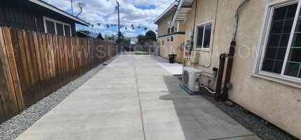 554 Randolph St in Pomona, CA - Building Photo - Building Photo