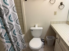 122 E Main St in Lebanon, VA - Building Photo - Building Photo