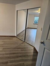 11527 Highway 99, Unit E103 in Everett, WA - Building Photo - Building Photo