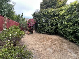 111 Chapman Ave in South San Francisco, CA - Building Photo