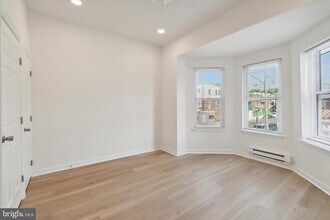 5554 Lansdowne Ave in Philadelphia, PA - Building Photo - Building Photo