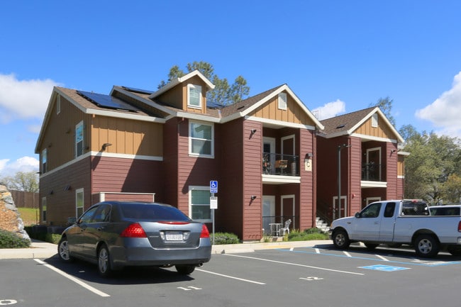 Quartz Ridge in Auburn, CA - Building Photo - Building Photo