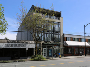 4372 Fraser St in Vancouver, BC - Building Photo - Primary Photo