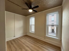 113 1/2 Main St E, Unit #6 in Menomonie, WI - Building Photo - Building Photo