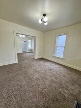 2325 McKinley Ave in Davenport, IA - Building Photo - Building Photo